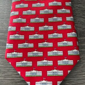 Vineyard Vines Red Tie with White House Design